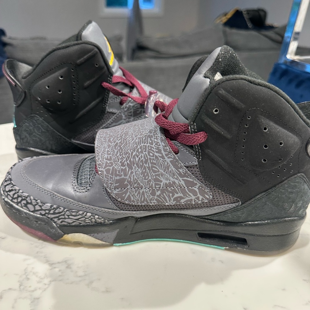 Jordan Mars View 3
